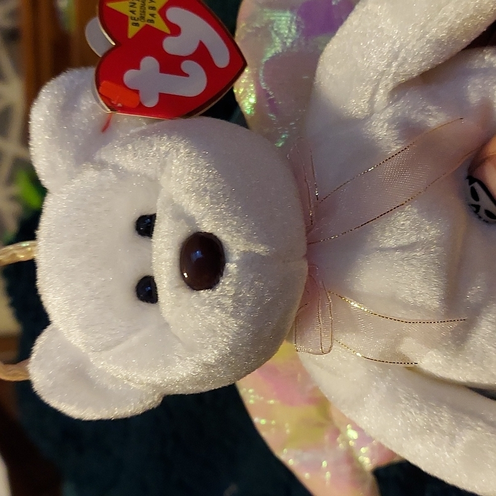 Halo beanie baby with errors featured in cosmo